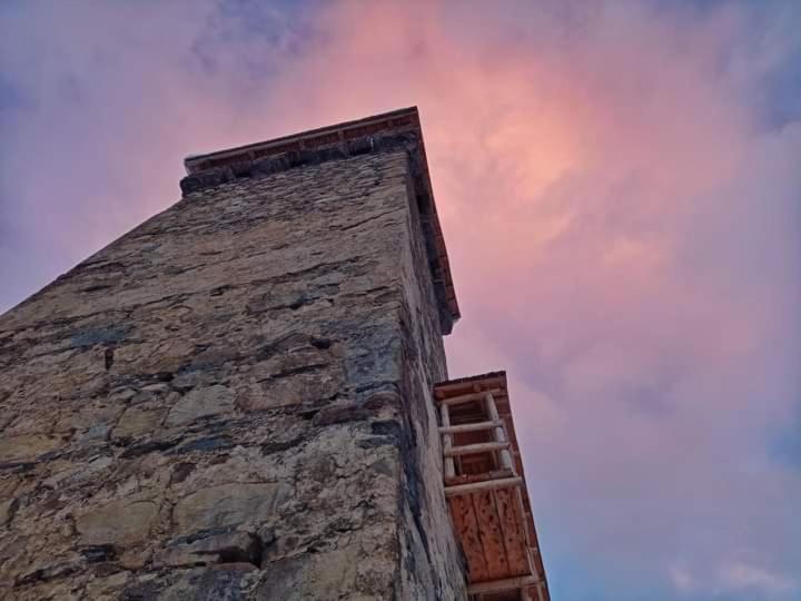 Hotel Sunny Mestia Exterior foto